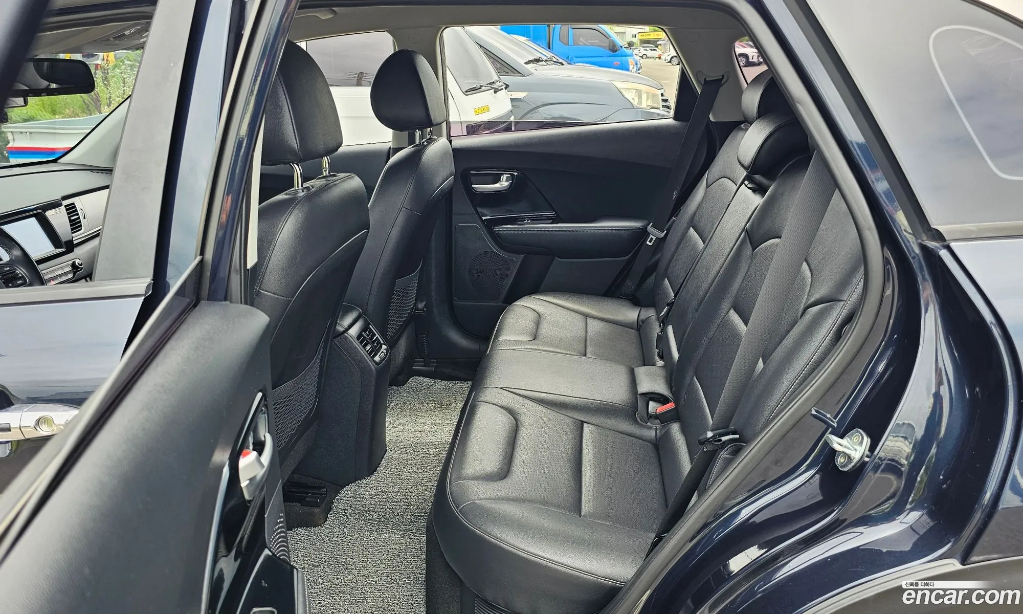 Kia Niro 2016 KNACB81CGHA022692 — 20