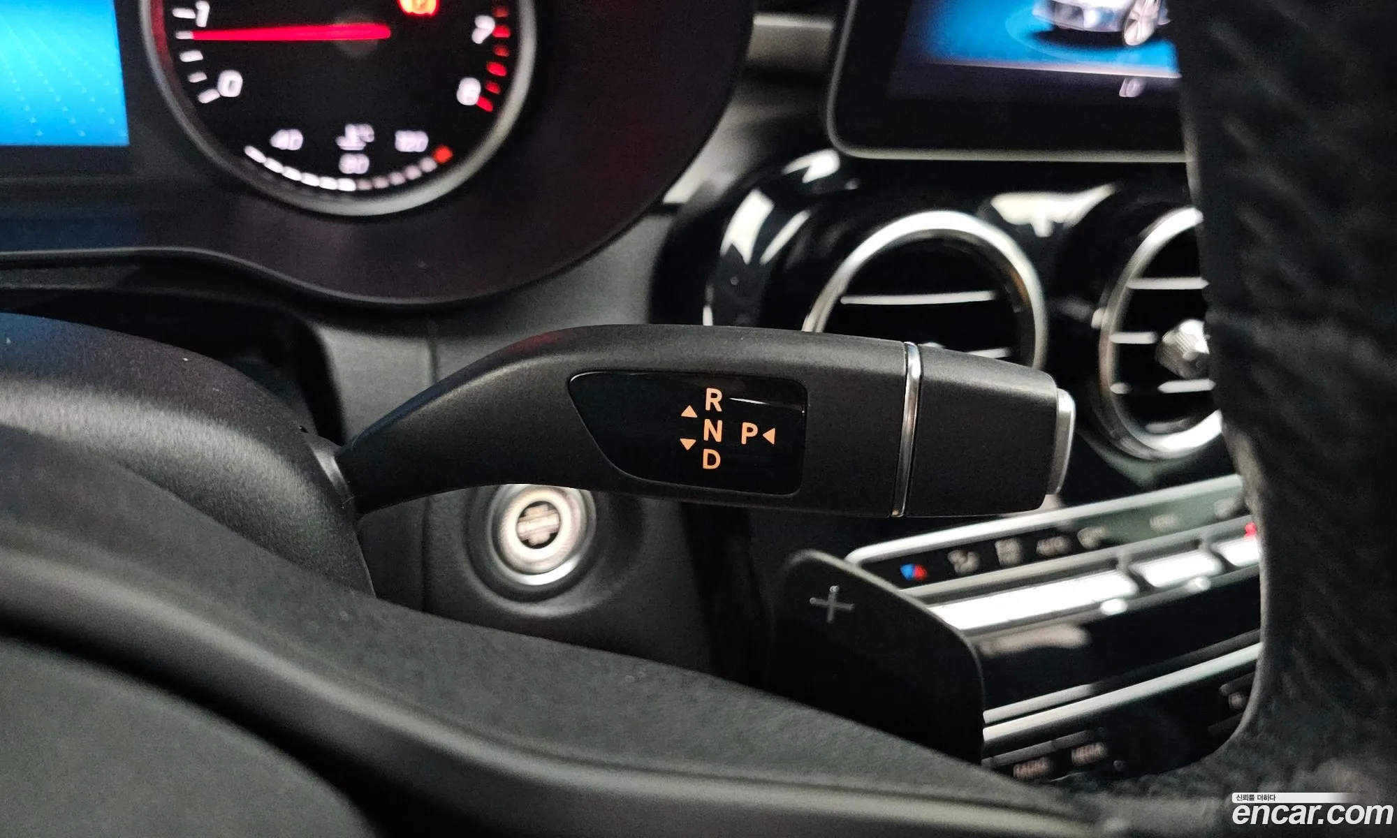 Mercedes-Benz C-Class W205 2019 — 17