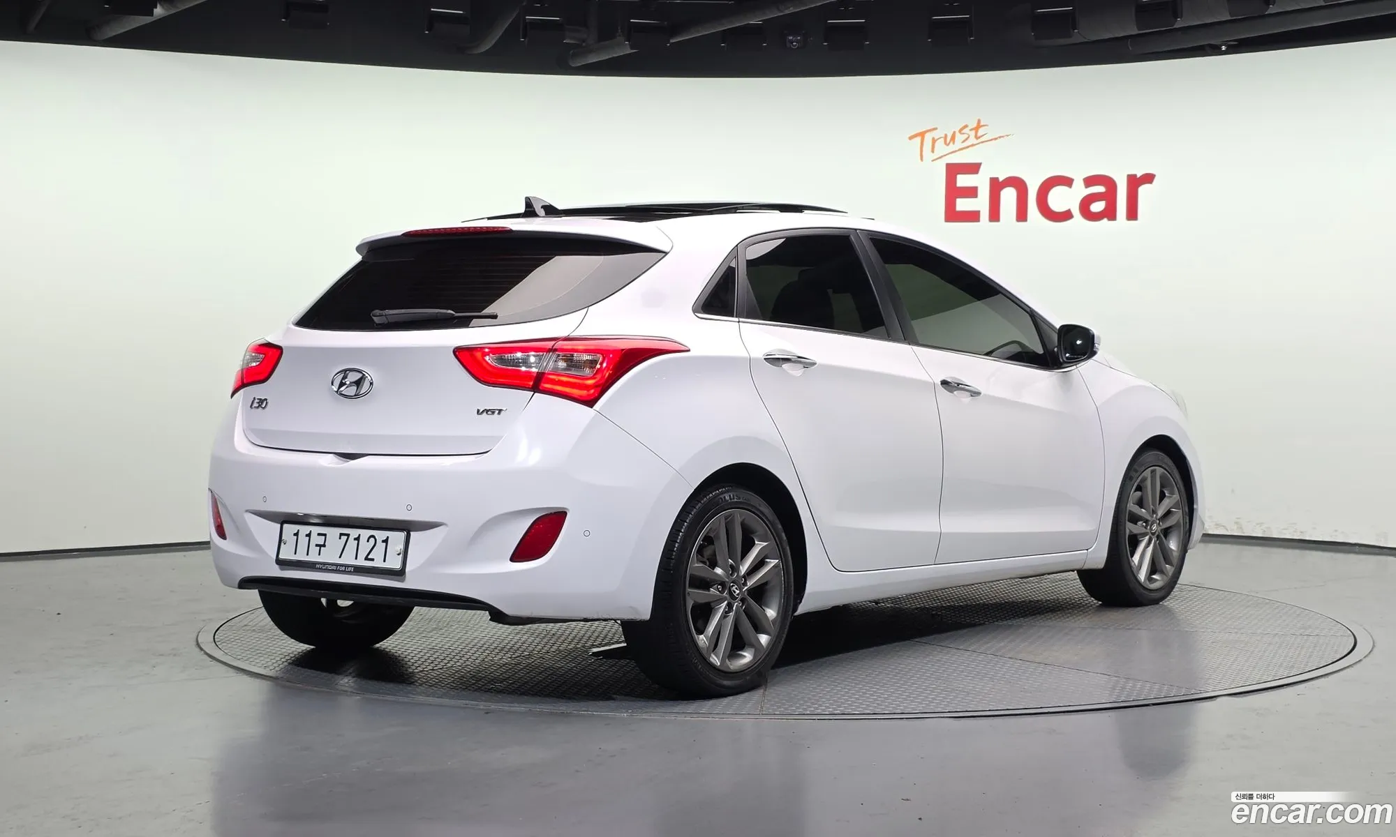 Hyundai i30 2015 — 16