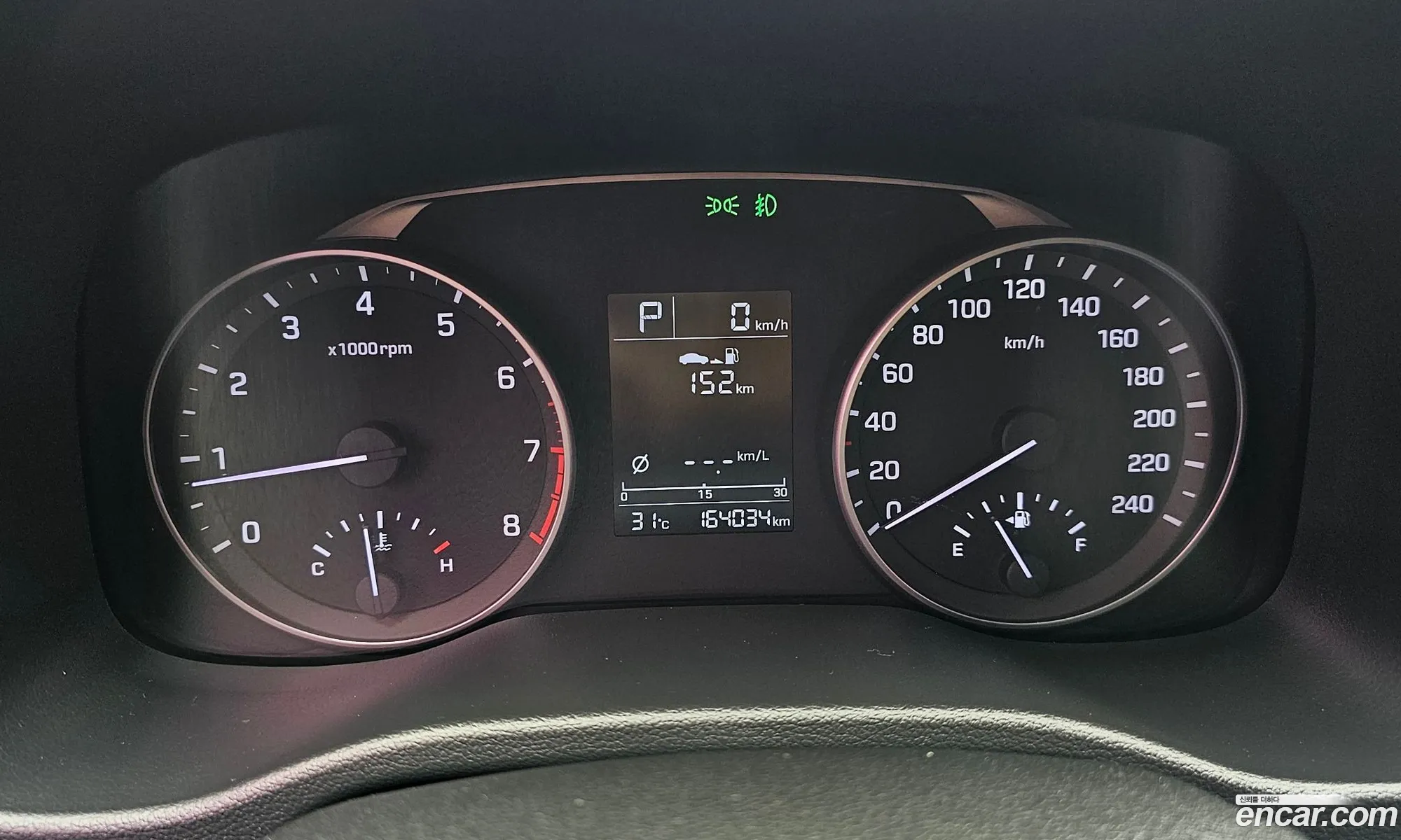 Hyundai Elantra AD 2015 — 12