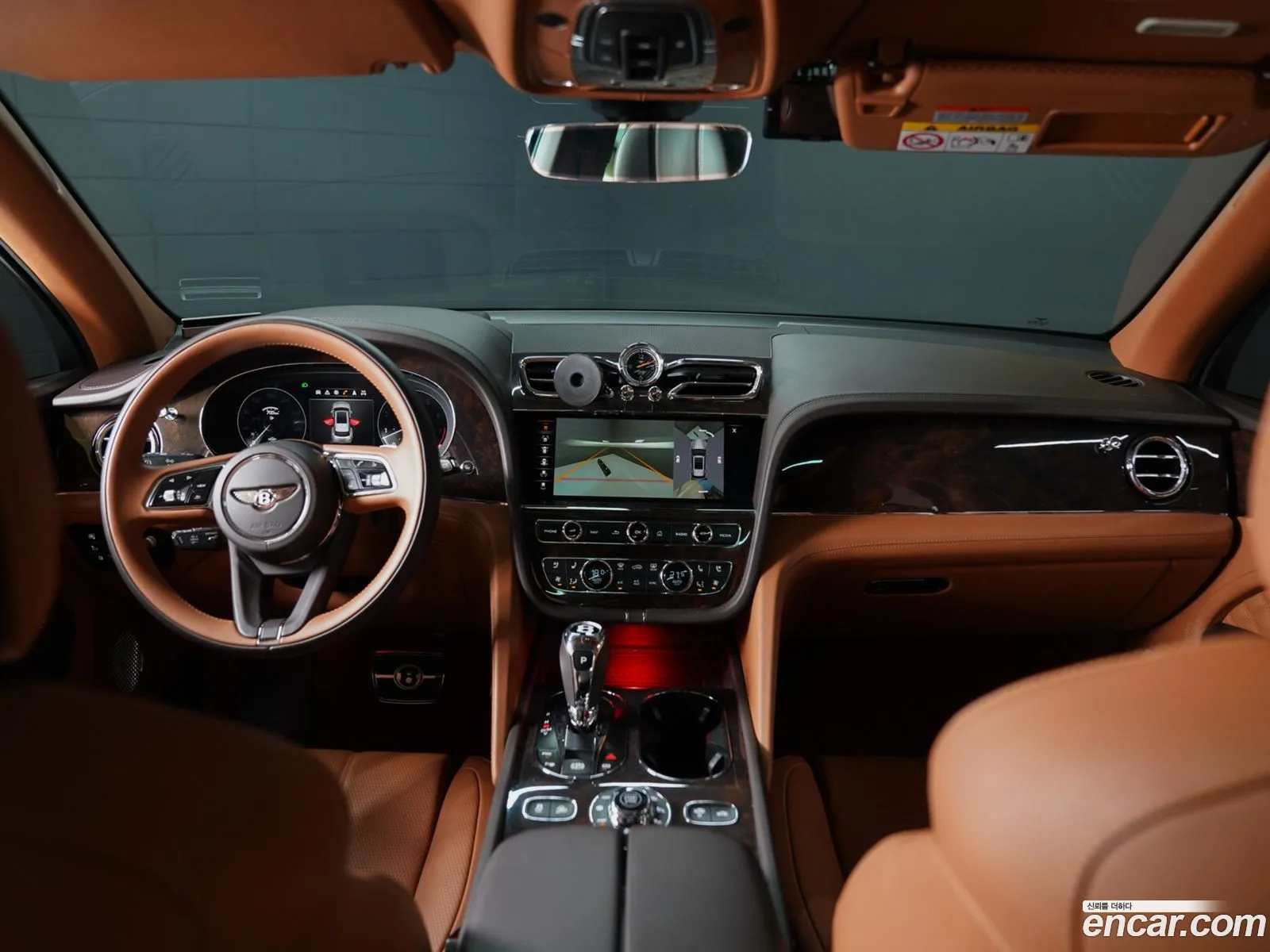 Bentley Bentayga 2022 — 9