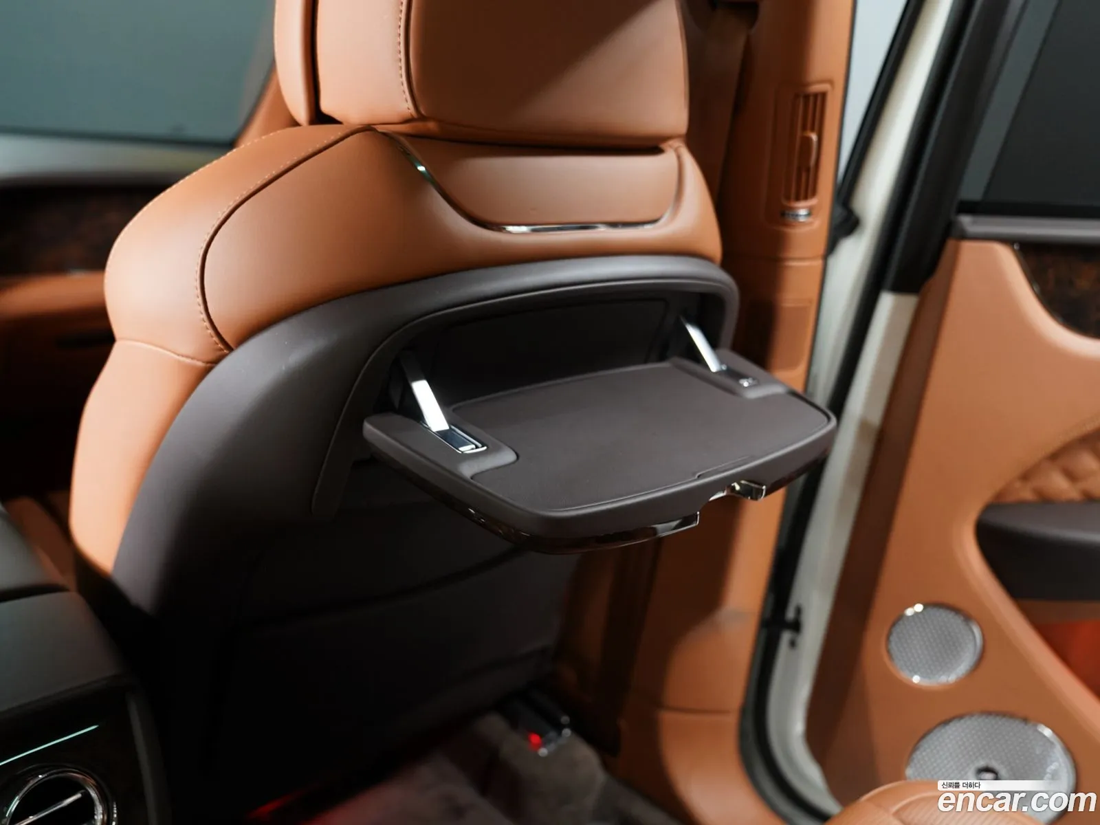 Bentley Bentayga 2022 — 20