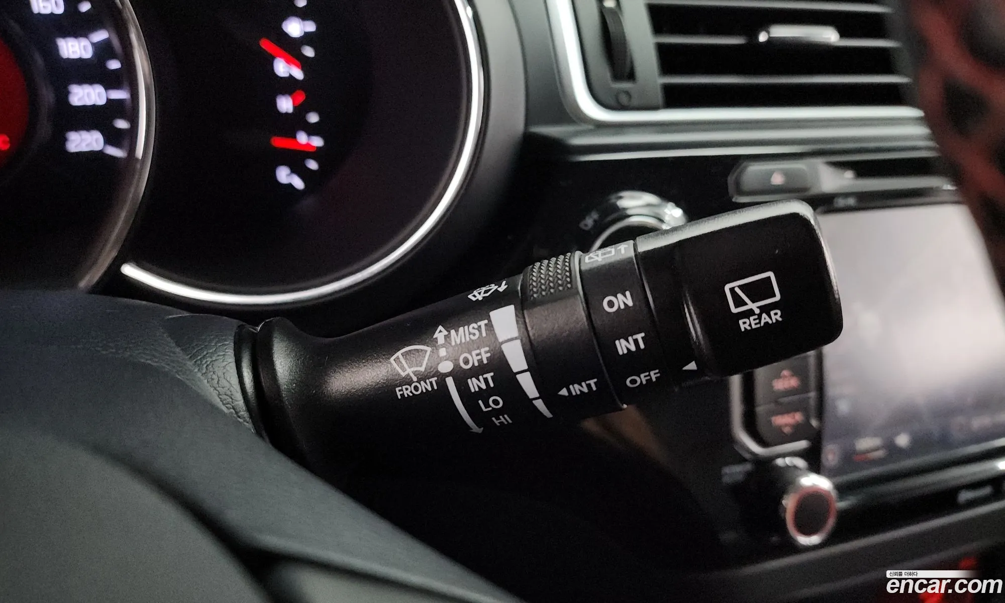 Kia Pride 2015 — 32