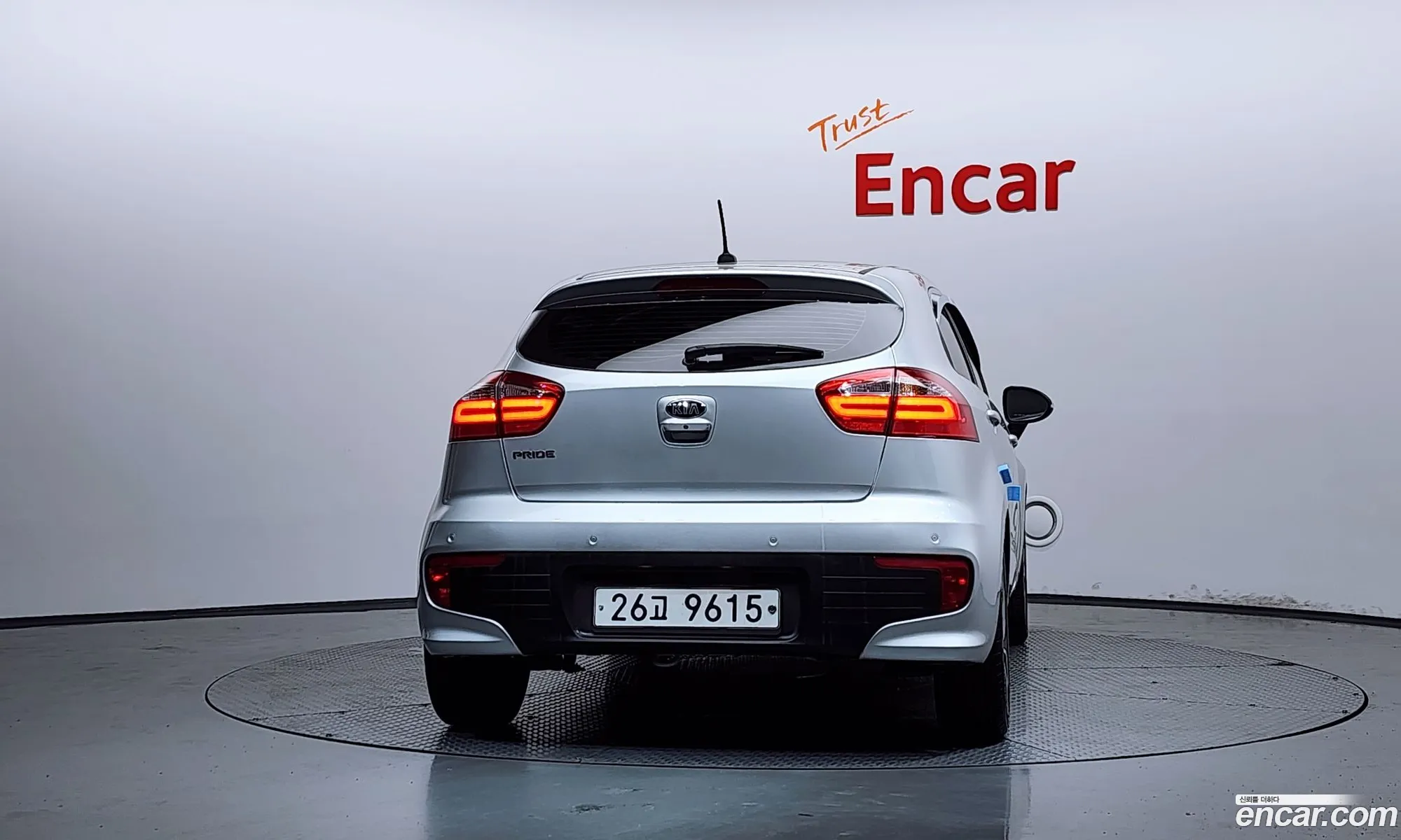 Kia Pride 2015 — 26