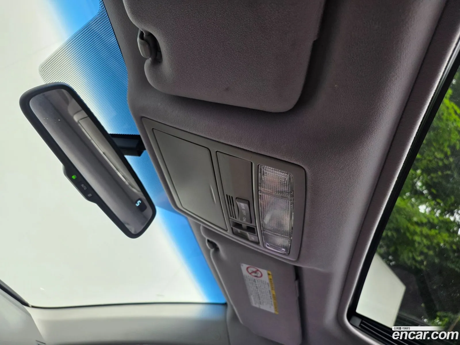 Toyota Camry 2010 — 13