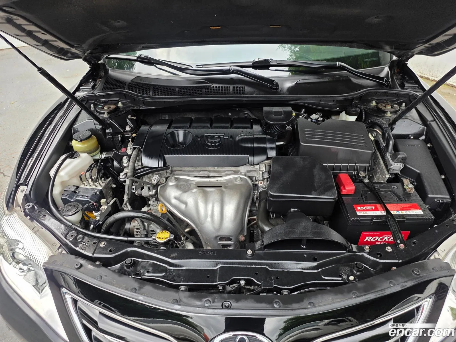 Toyota Camry 2010 — 10