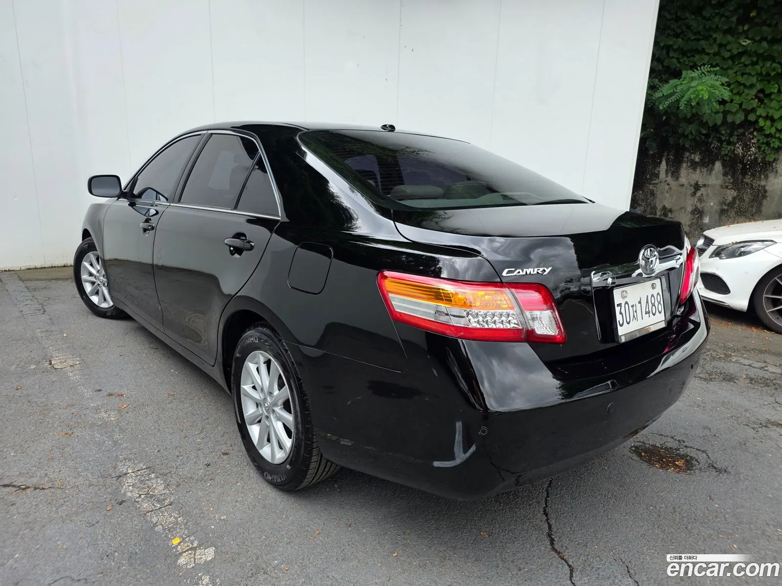 Toyota Camry 2010 — 2