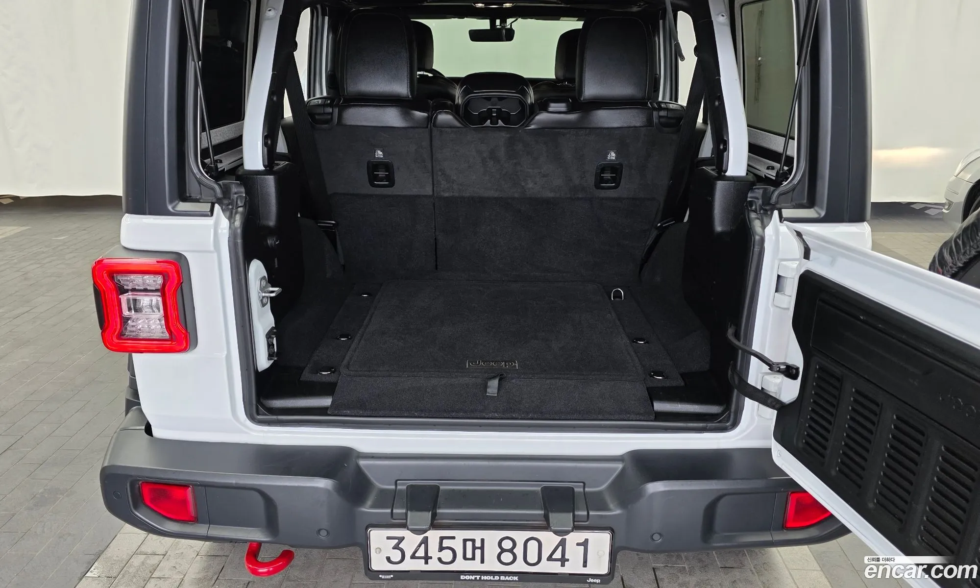 Jeep Wrangler 2020 — 16