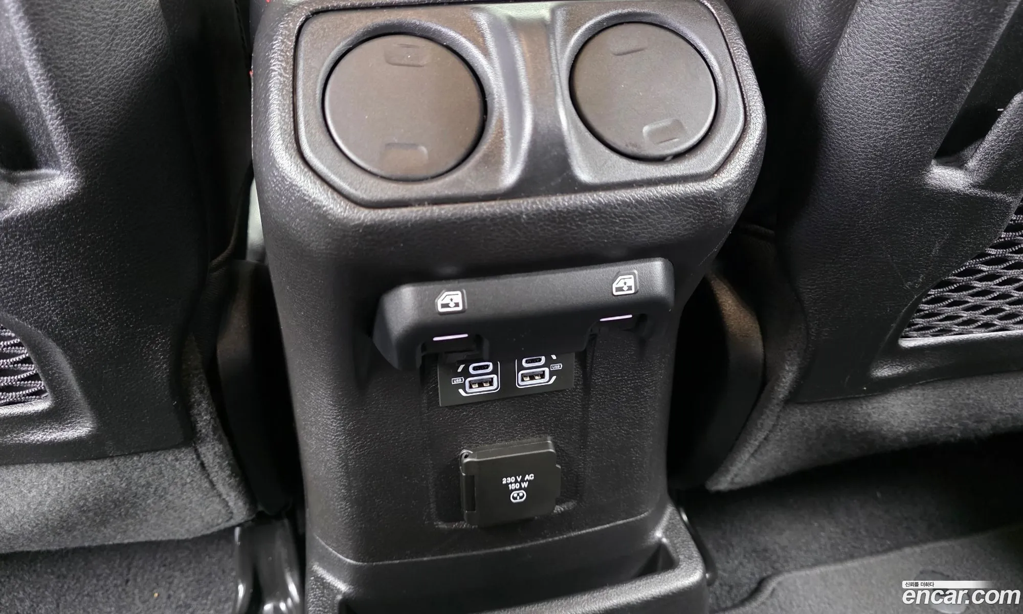 Jeep Wrangler 2020 — 26