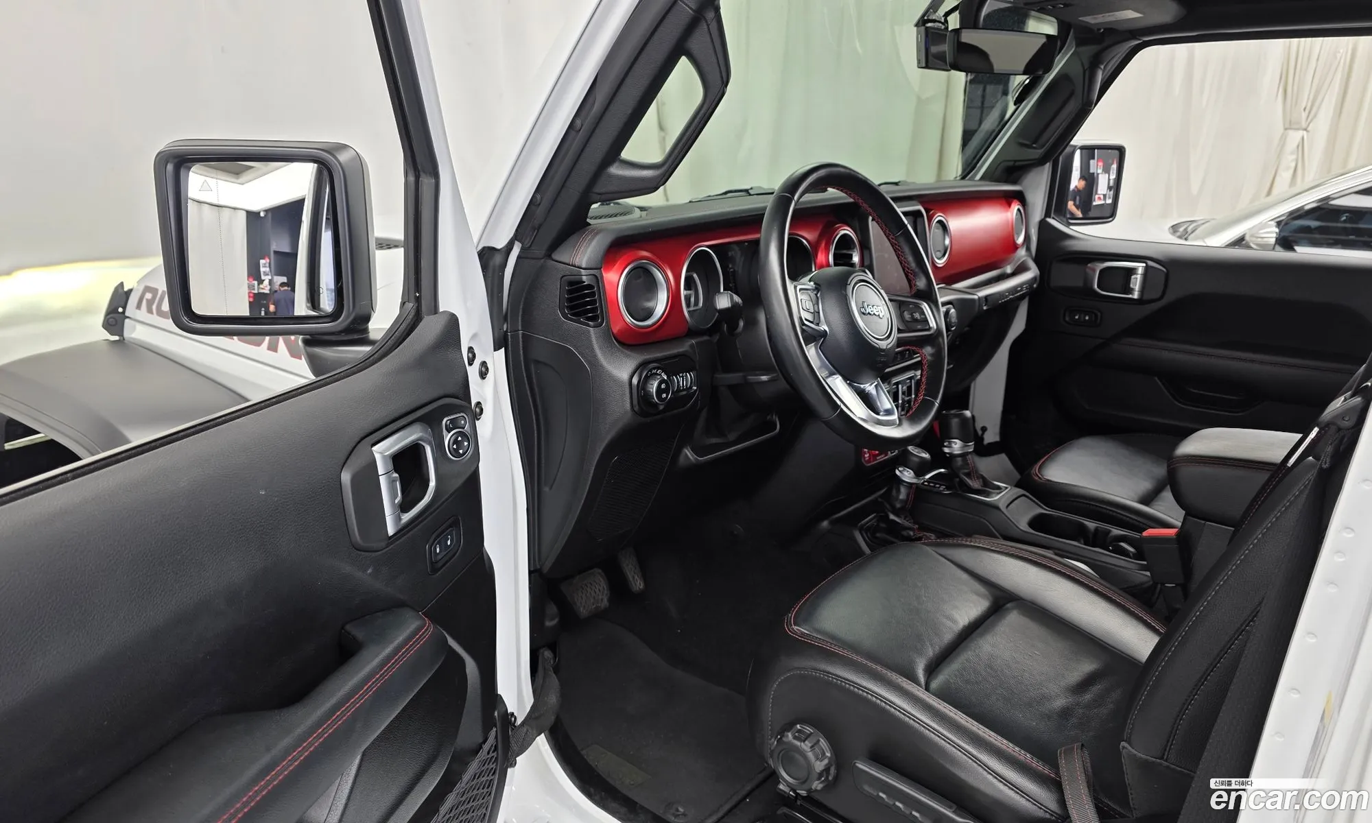 Jeep Wrangler 2020 — 2