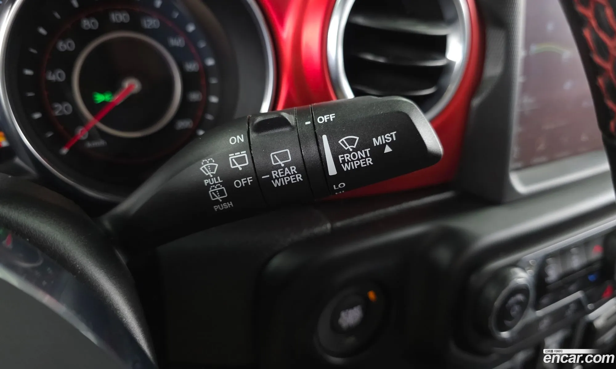 Jeep Wrangler 2020 — 3