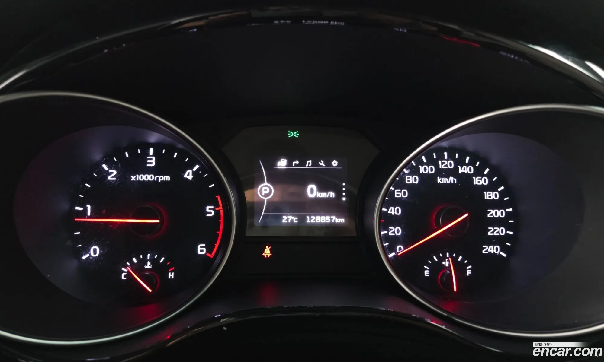 Kia Carnival 2014 — 27