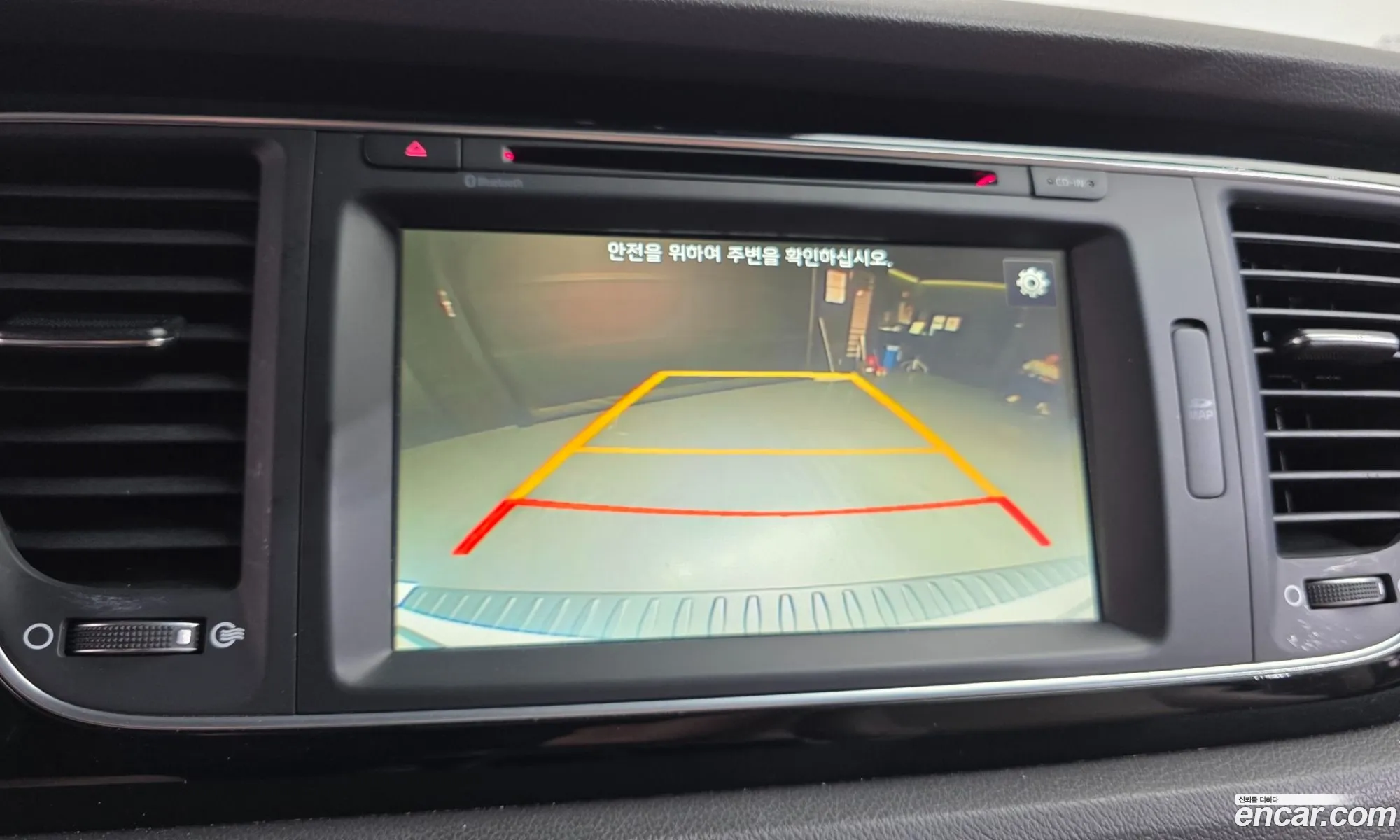 Kia Carnival 2014 — 13