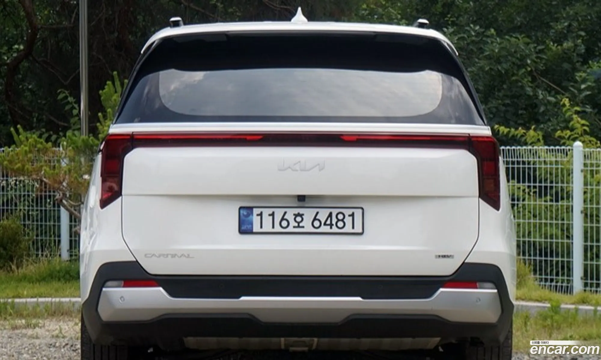 Kia Carnival 2025 — 6