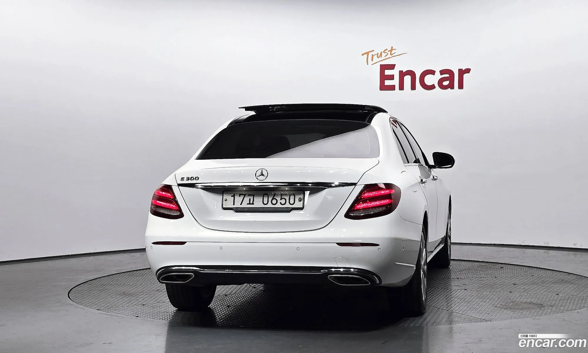 Mercedes-Benz E-Class W213 2016 WDDZF4JB5HA069873 — 3