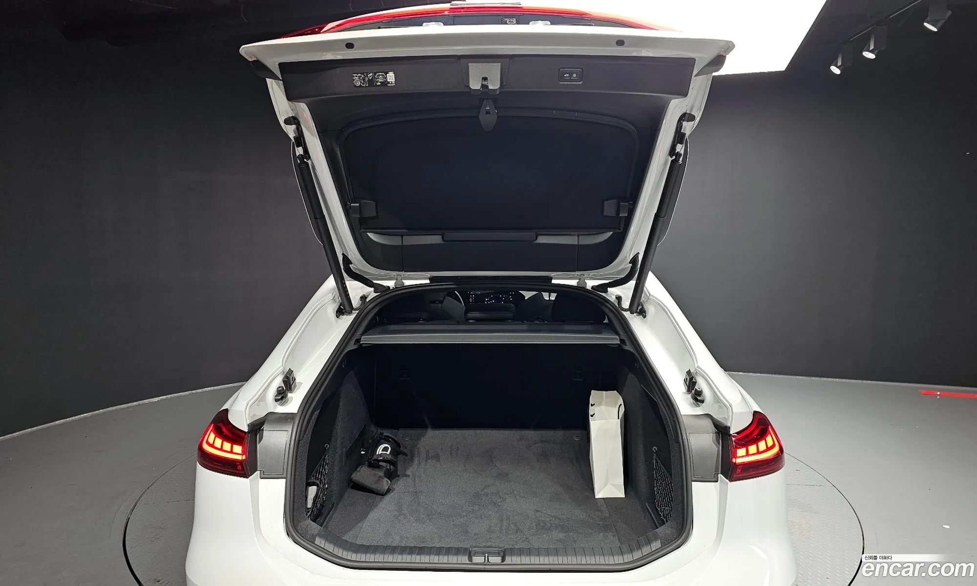 Audi A6 e-tron 2025 — 13