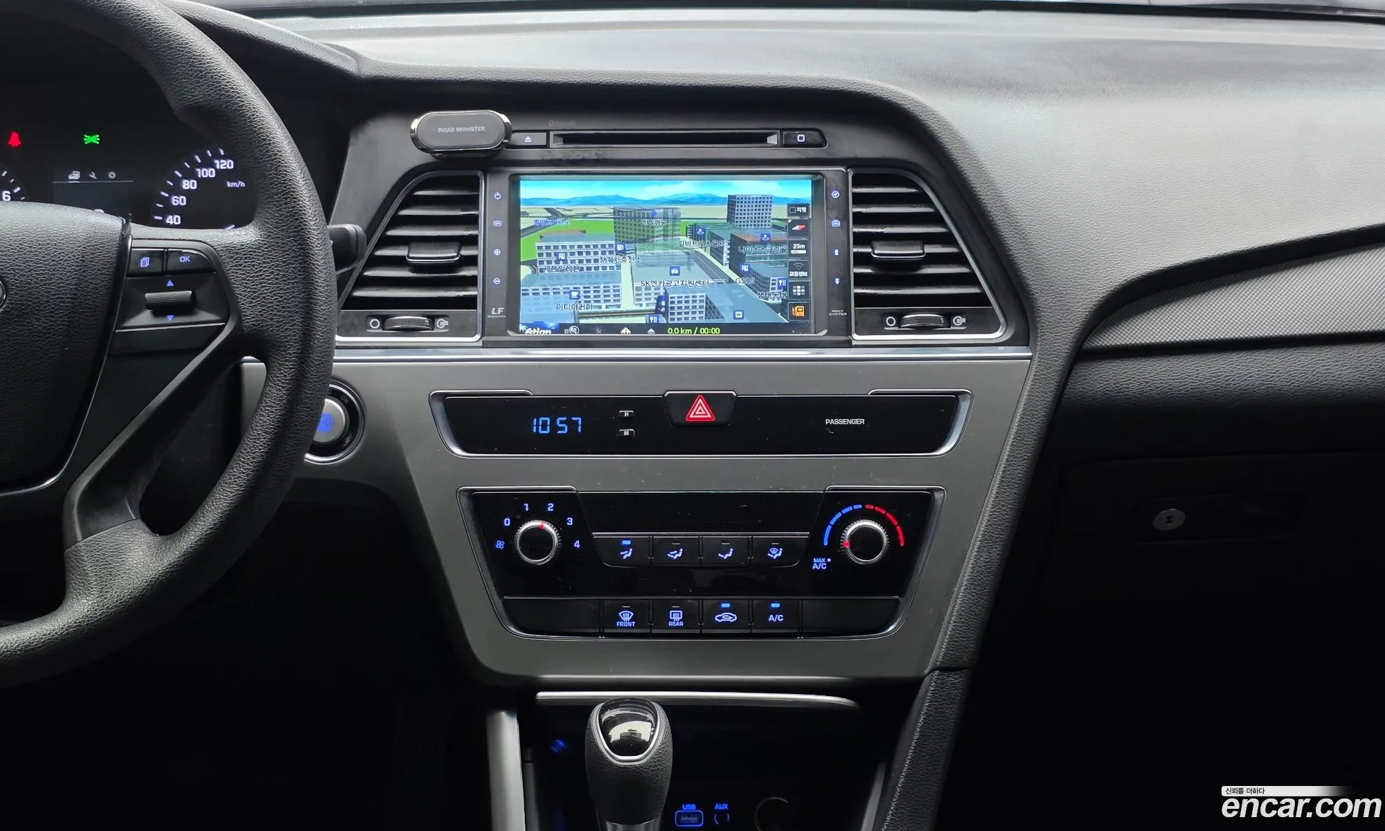 Hyundai LF Sonata 2014 — 16