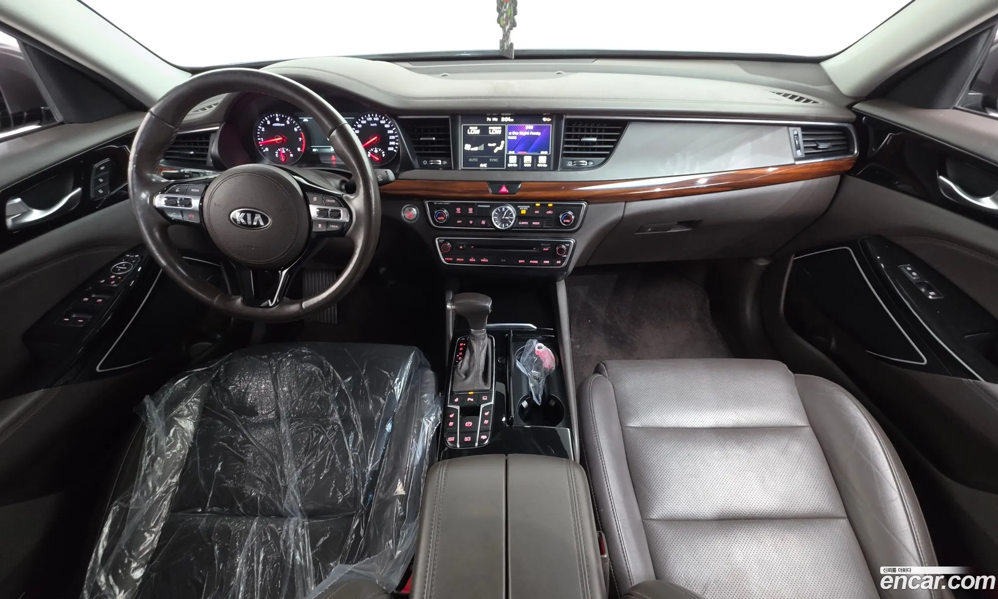 Kia K7 2016 KNALC411BGA050351 — 21