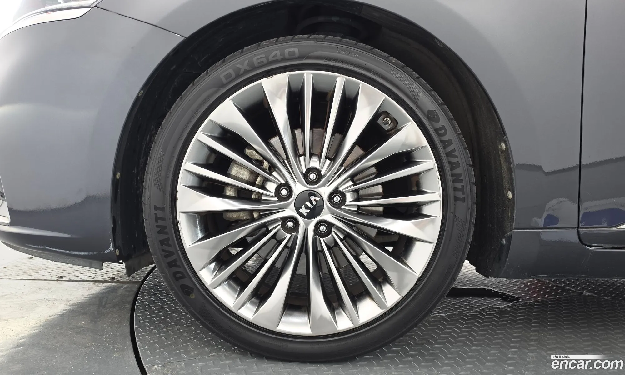 Kia K7 2016 KNALC411BGA050351 — 33