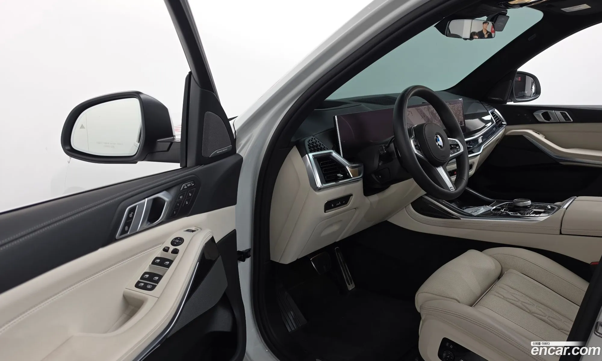 BMW X7 2025 WBA21EM01S9121080 — 30