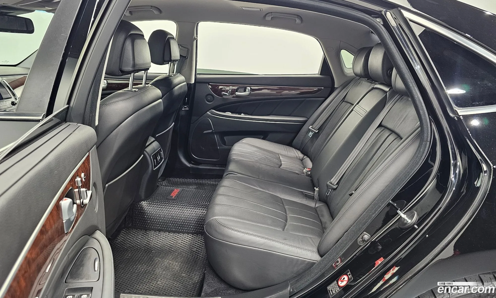 Hyundai Equus 2012 KMHGG41DBCU056791 — 4