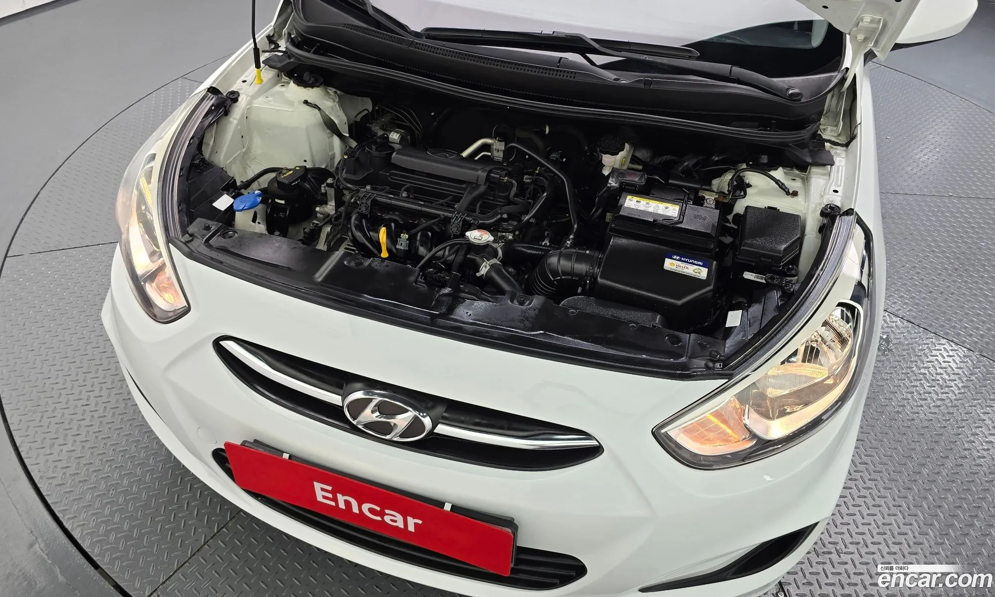 Hyundai Accent 2015 KMHCS41BEGU073165 — 29