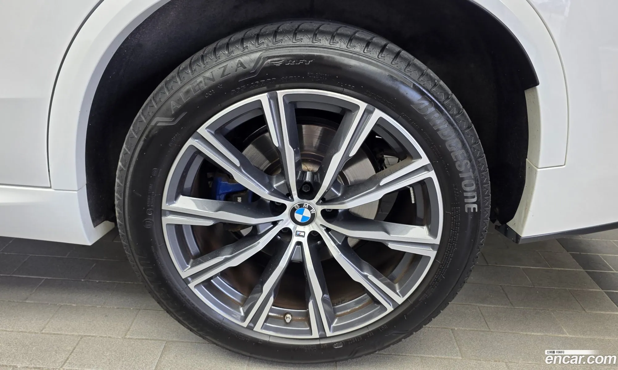 BMW X5 2024 WBA11EV09R9V13325 — 21