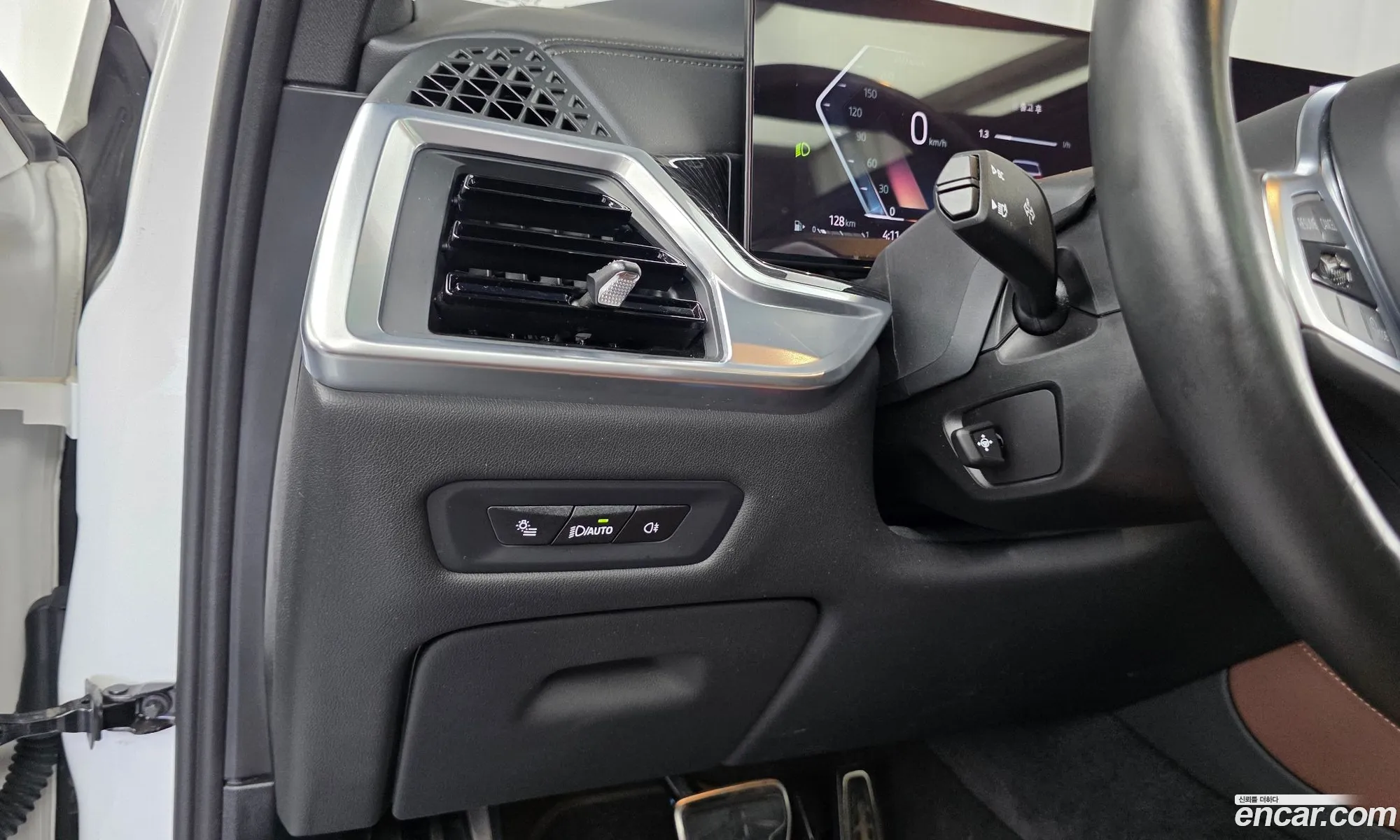 BMW X5 2024 WBA11EV09R9V13325 — 9