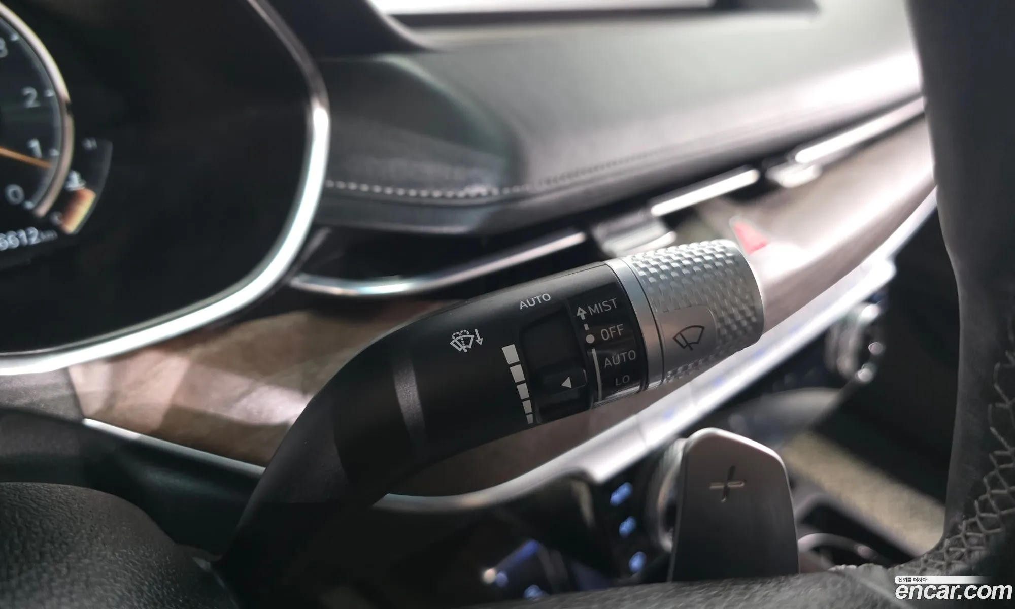 Genesis G80 2020 KMTGB41CDMU000917 — 8