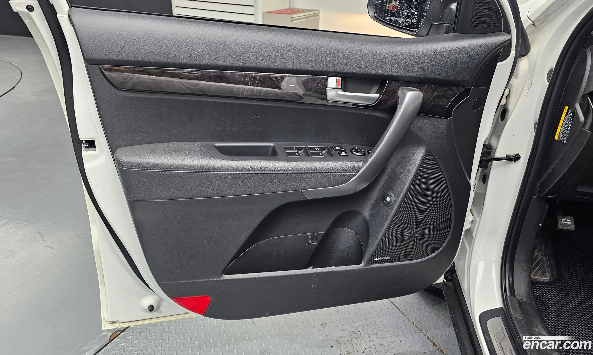 Kia Sorento R 2013 — 7