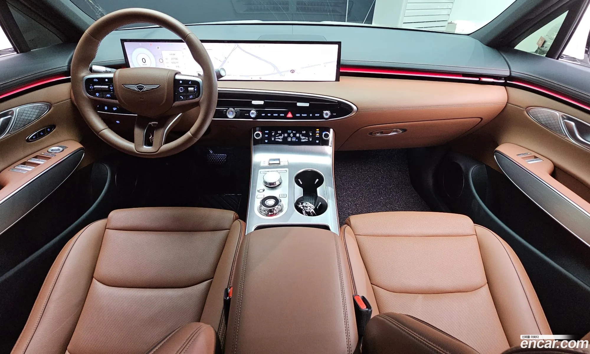 Genesis GV70 2024 KMTMA81BBSU207422 — 6