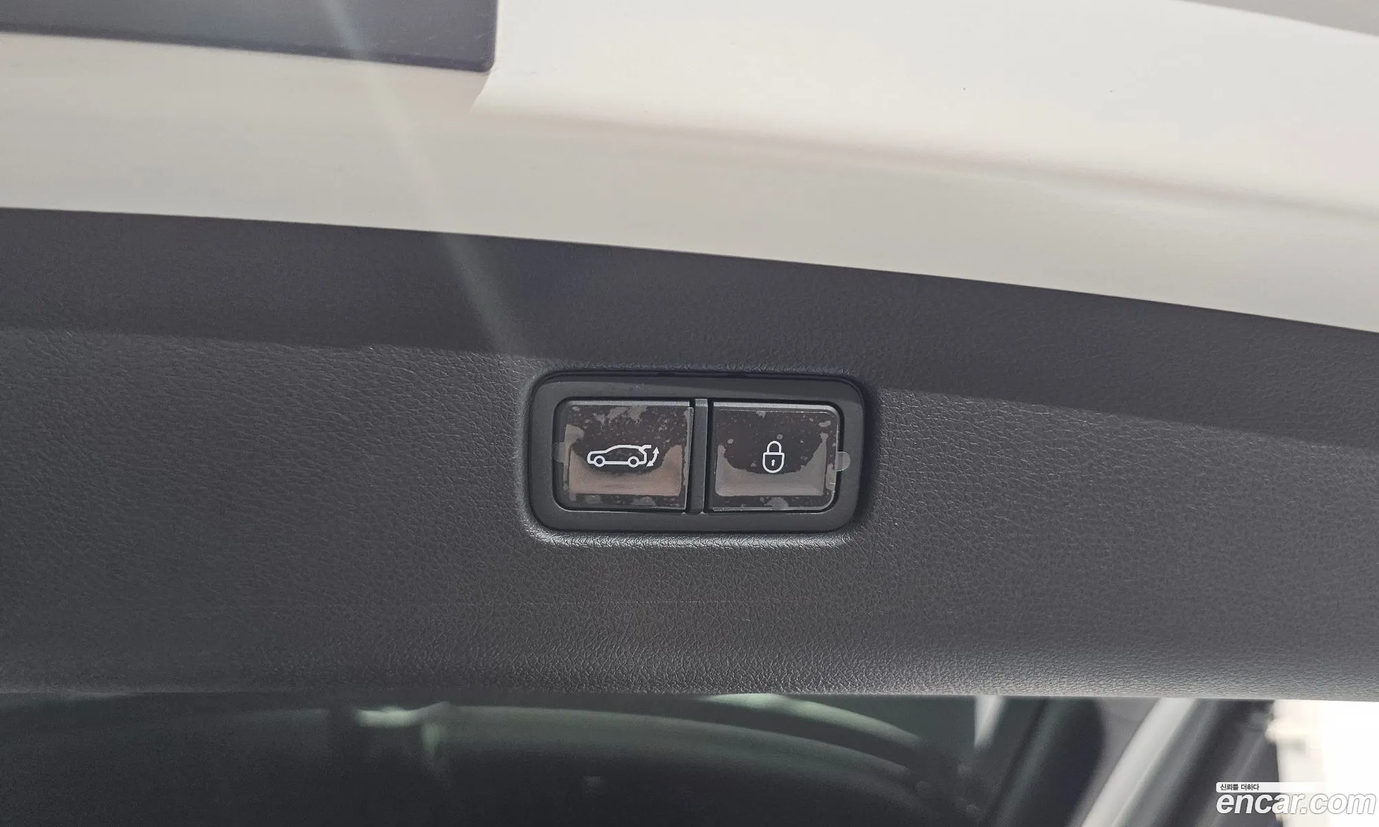 Genesis GV70 2024 KMTMA81BBSU207422 — 28