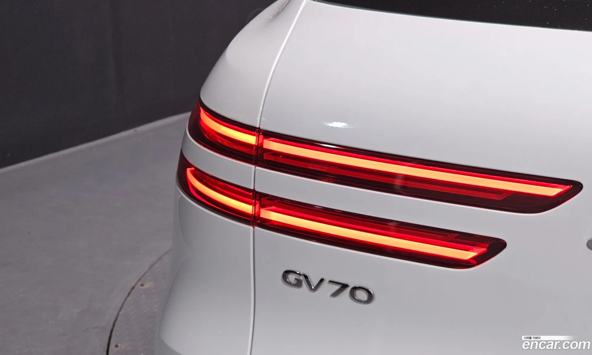 Genesis GV70 2024 KMTMA81BBSU207422 — 13