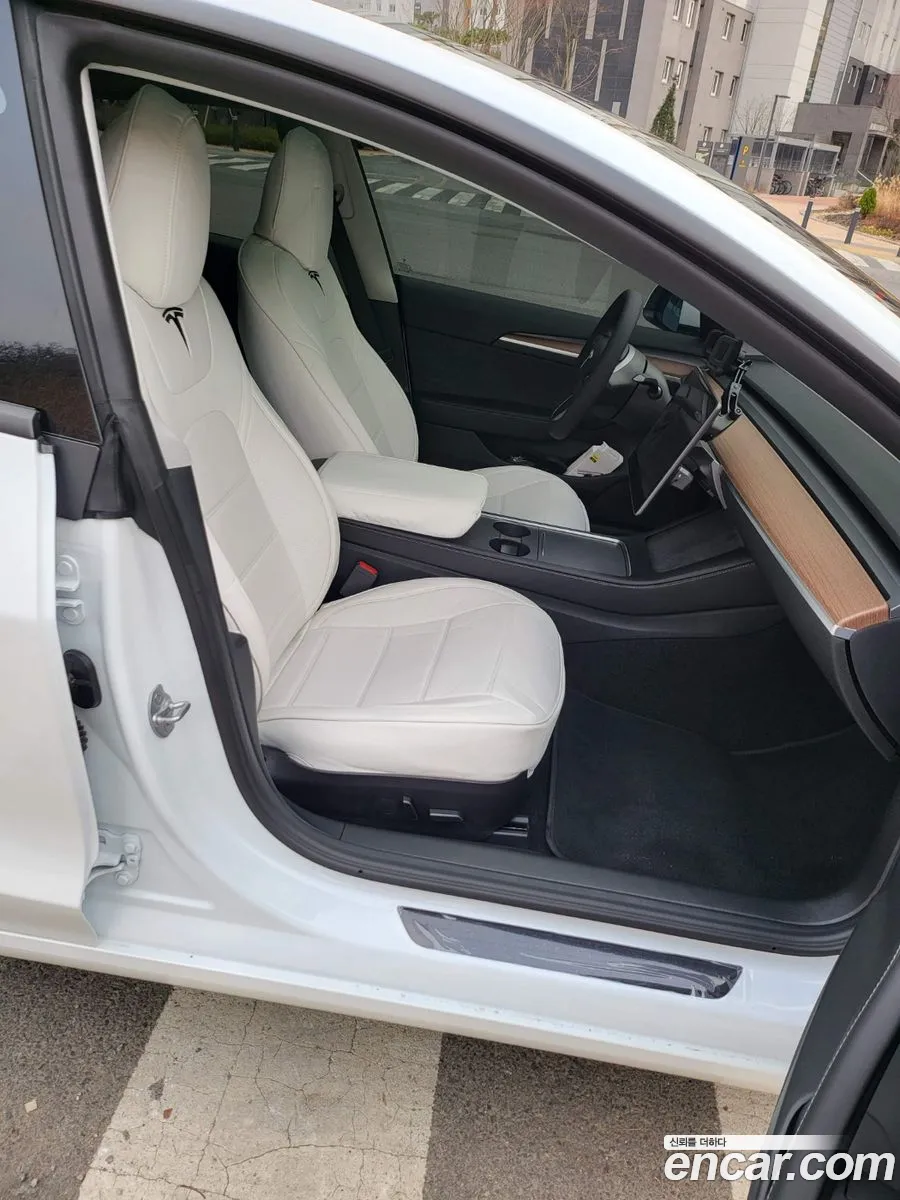 Tesla Model 3 2022 — 9