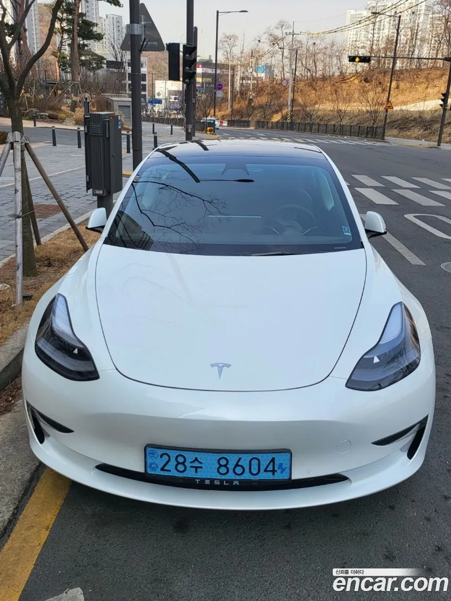 Tesla Model 3 2022 — 3