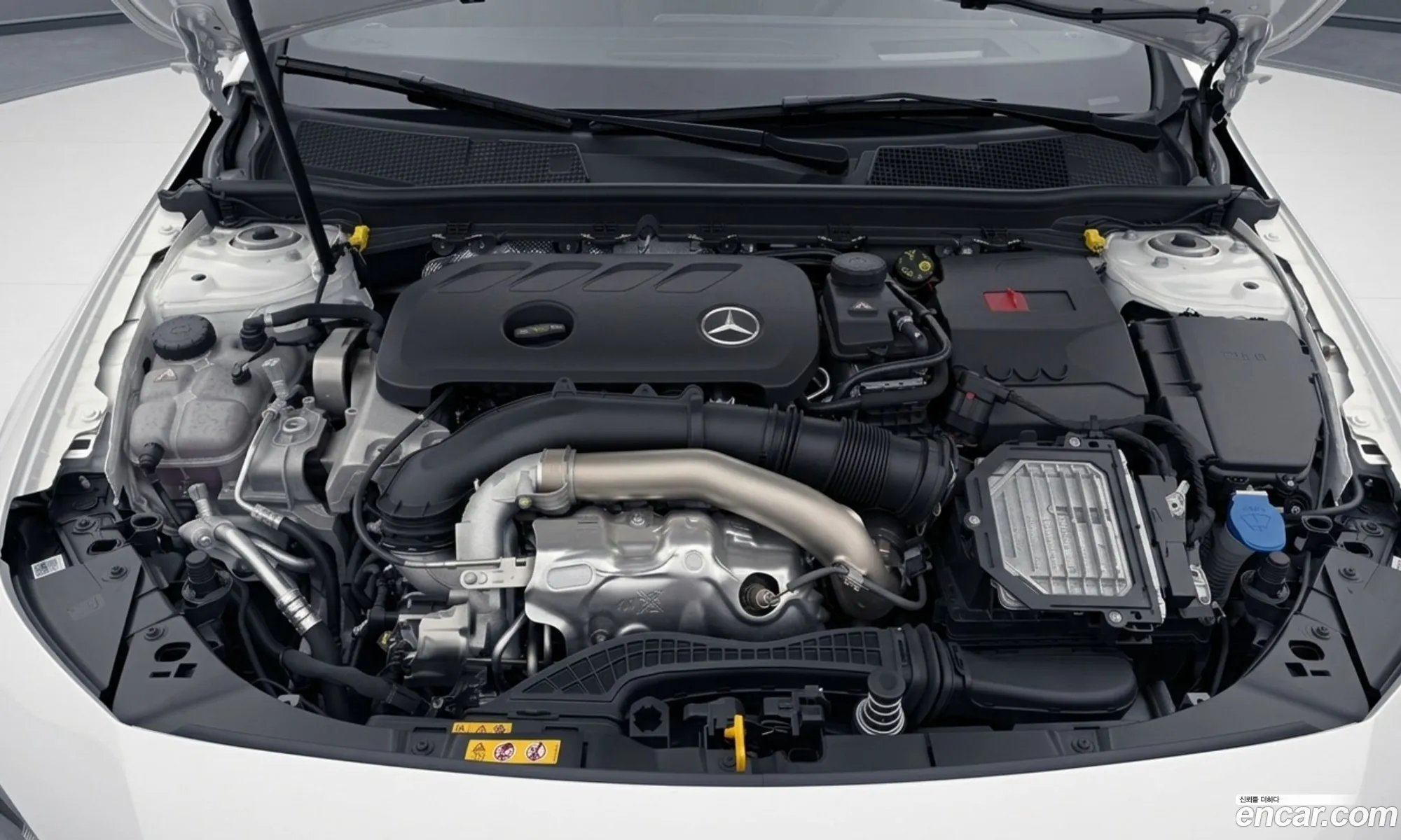 Mercedes-Benz CLA-Class C118 2025 — 5