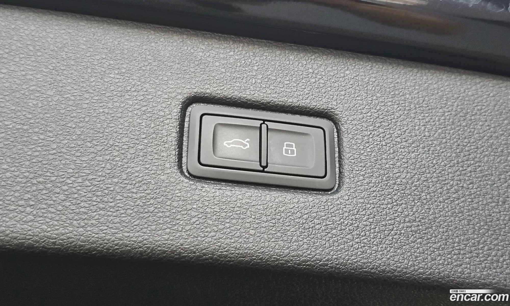 Audi Q7 2021 WAUZZZ4M0MD007587 — 25