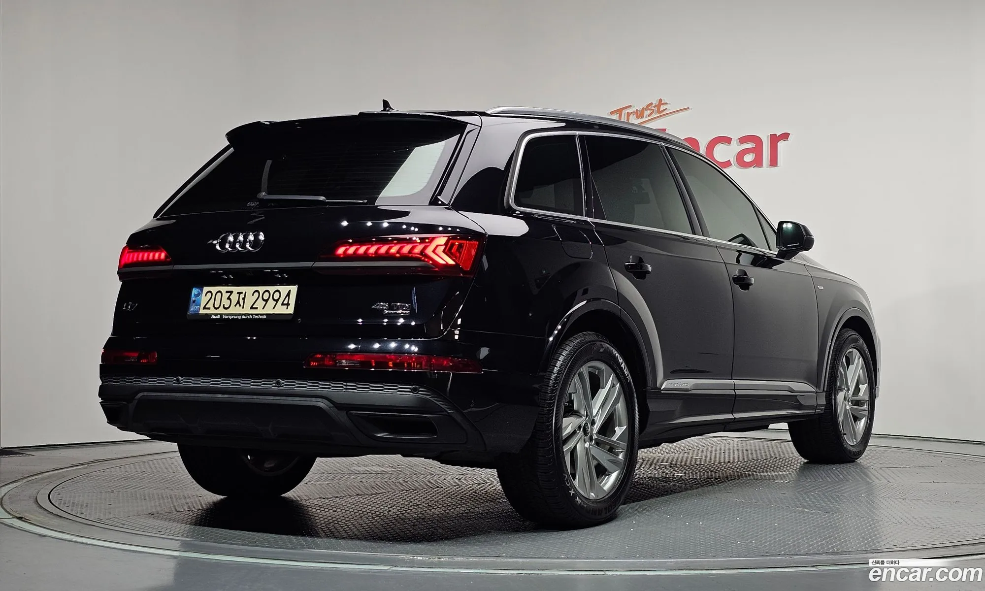 Audi Q7 2021 WAUZZZ4M0MD007587 — 19
