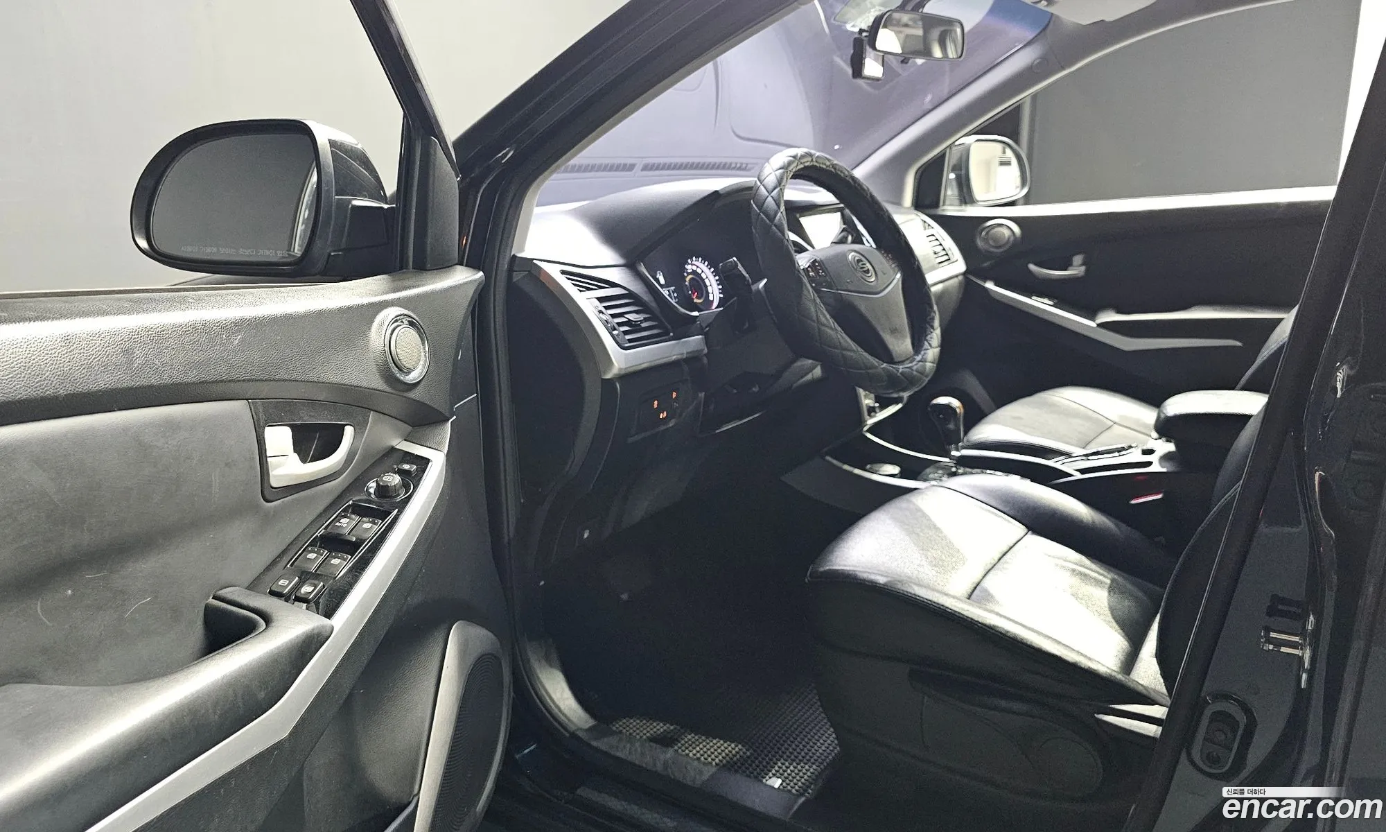 KG Mobility (SsangYong) Korando C 2016 — 25