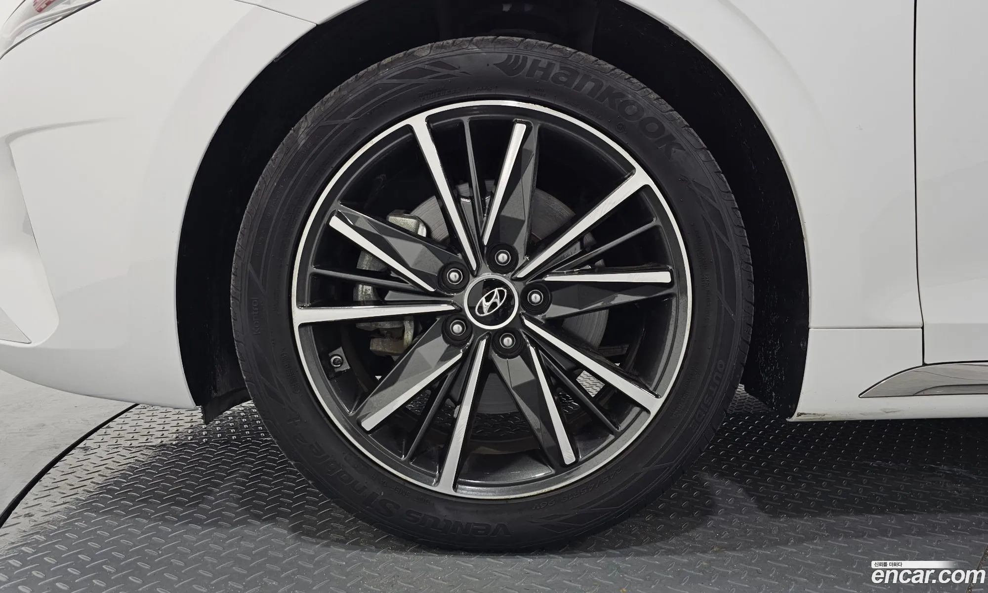 Hyundai Grandeur IG 2021 — 24
