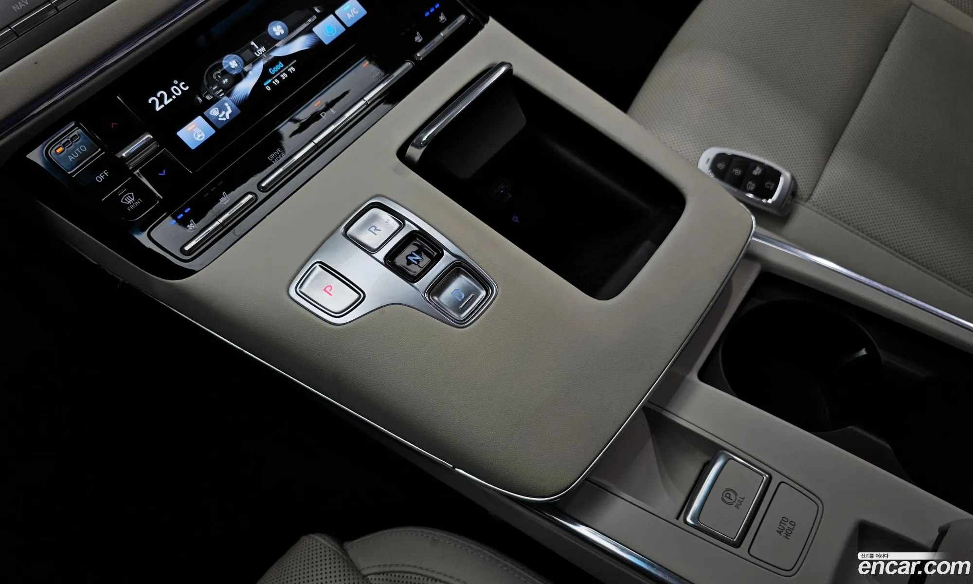 Hyundai Grandeur IG 2021 — 28