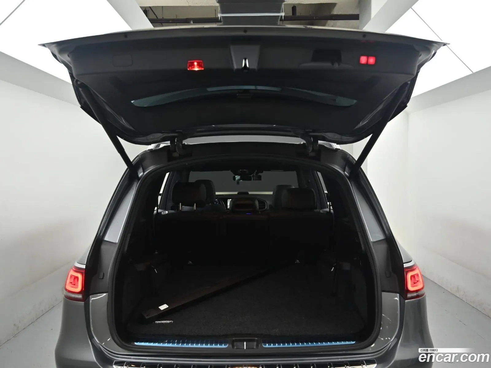 Mercedes-Benz GLS-Class X167 2022 — 10