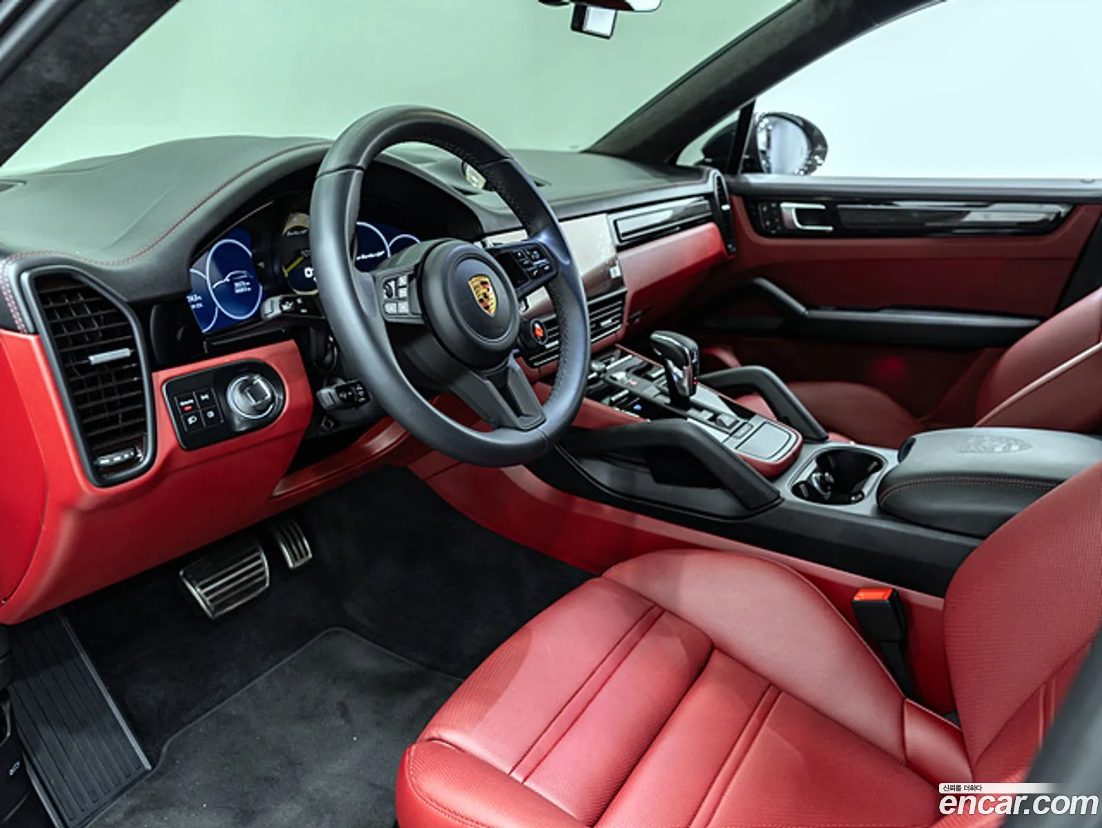 Porsche Cayenne 2023 — 2