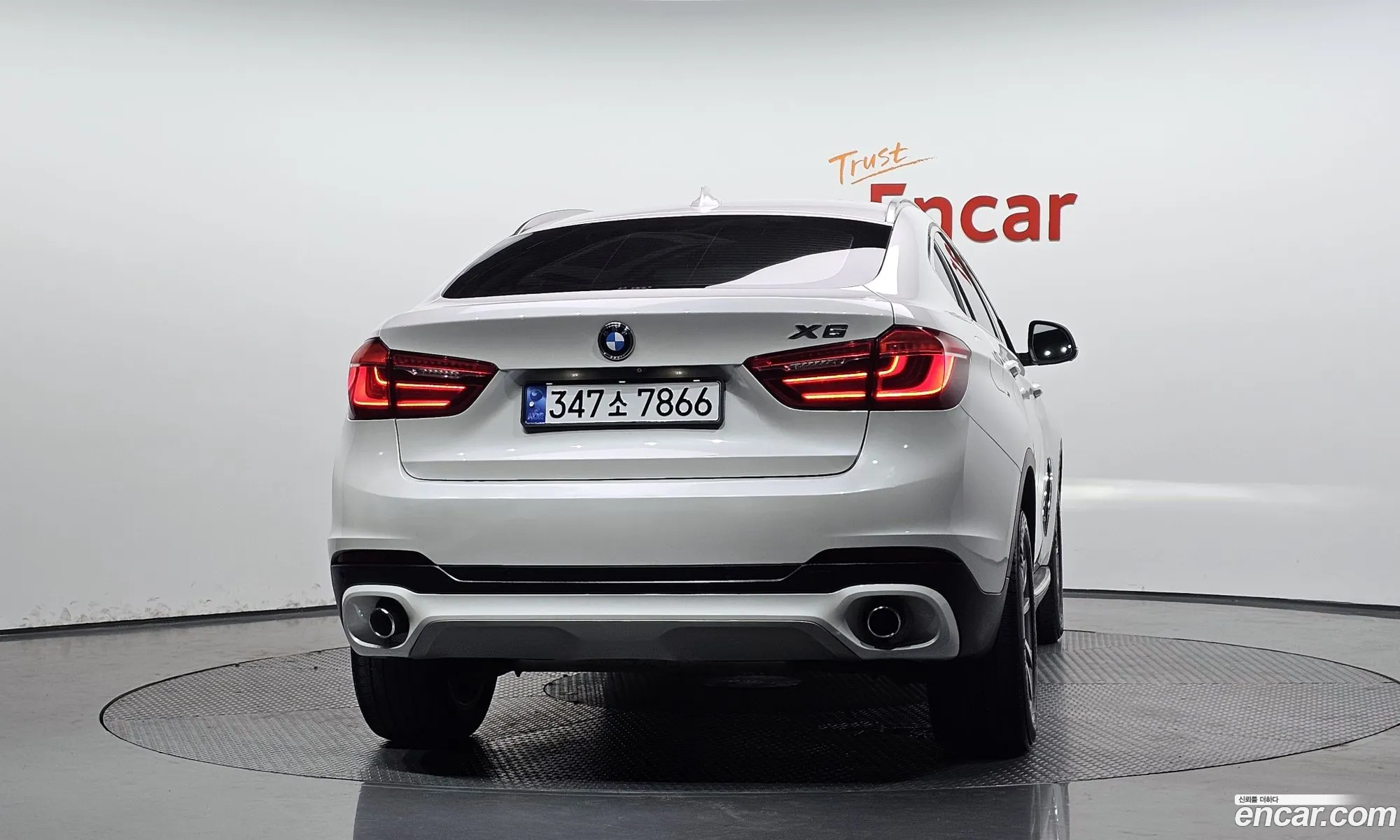 BMW X6 2015 — 17
