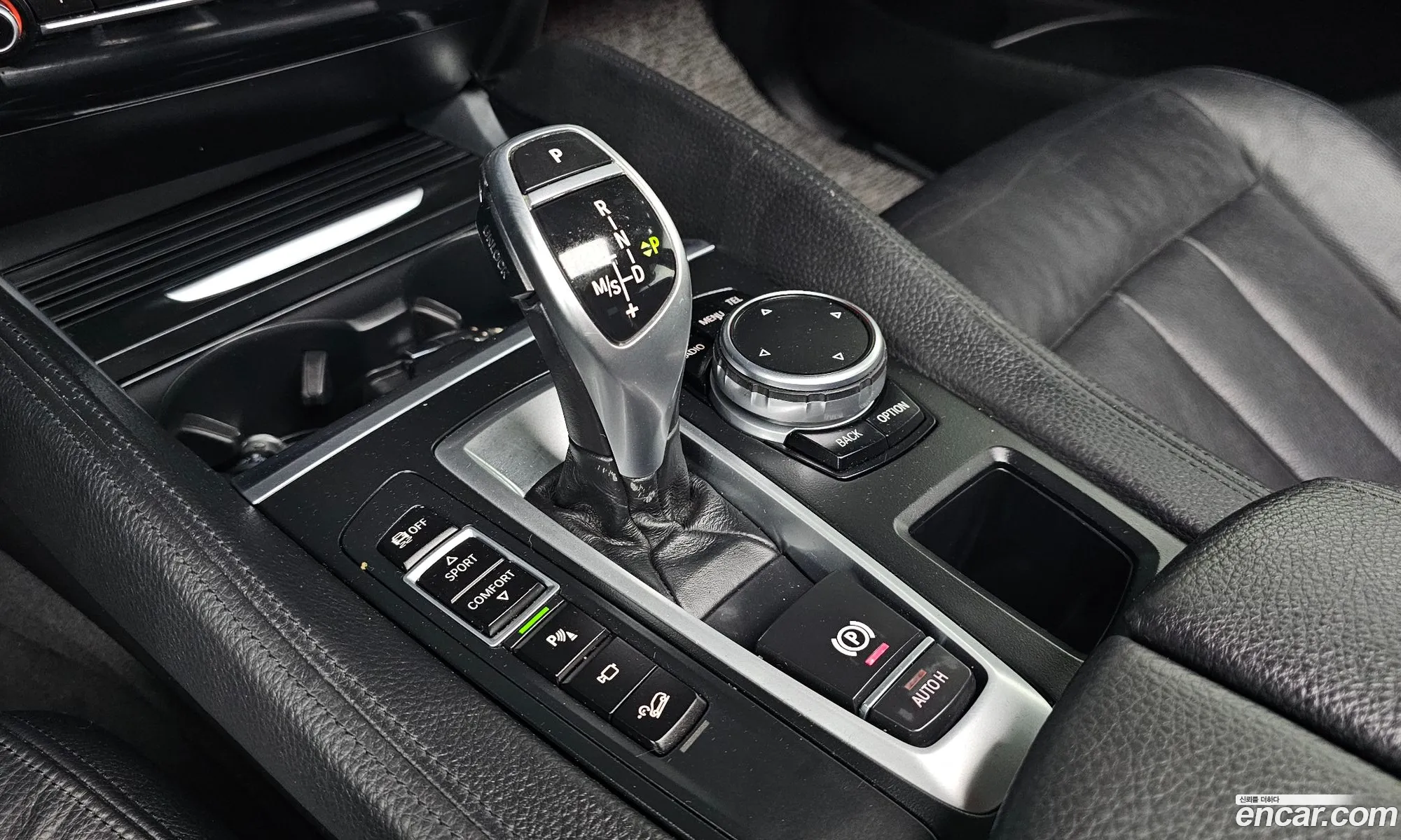 BMW X6 2015 — 18