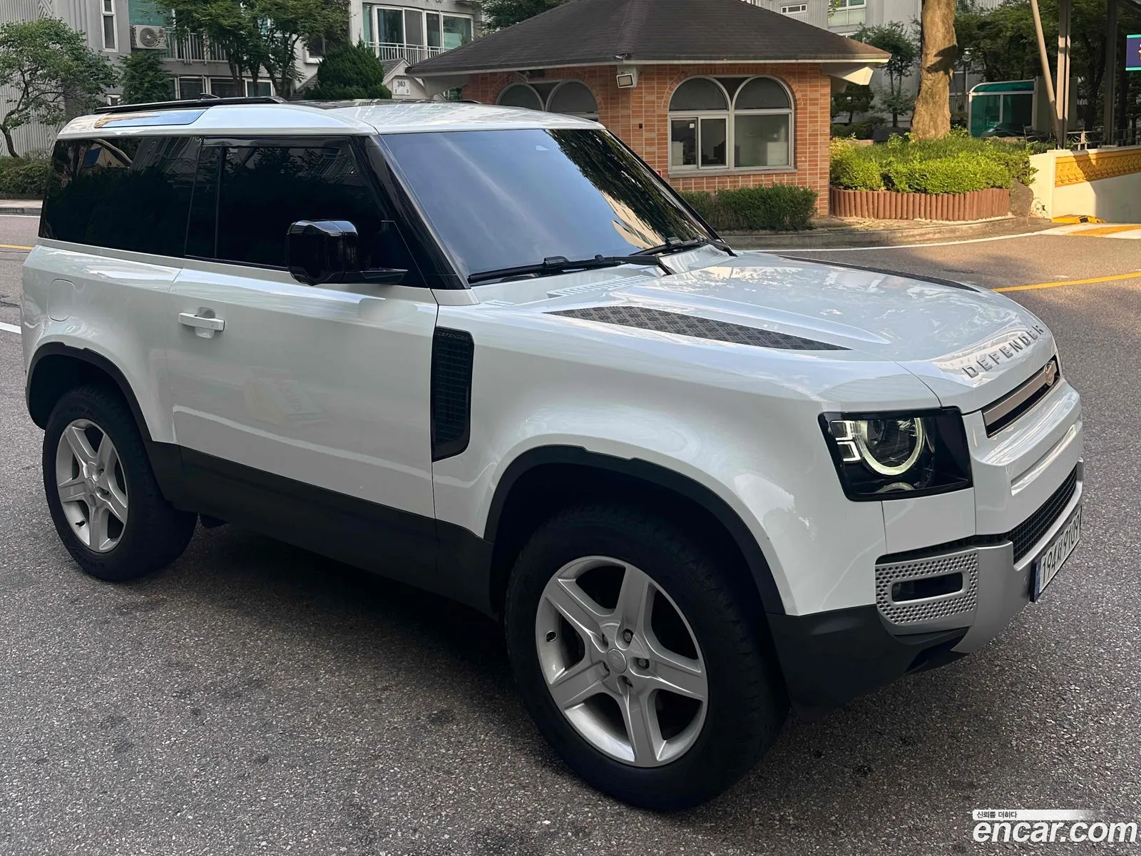 Land Rover Defender 2022 — 8