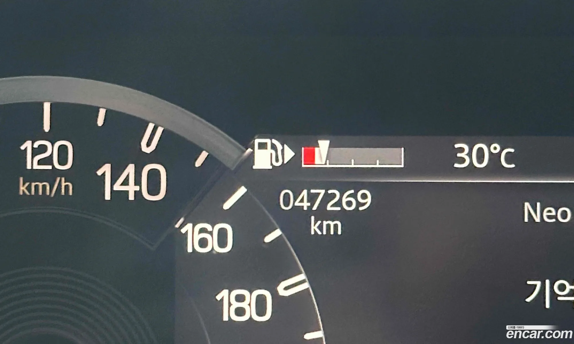Land Rover Defender 2022 — 3
