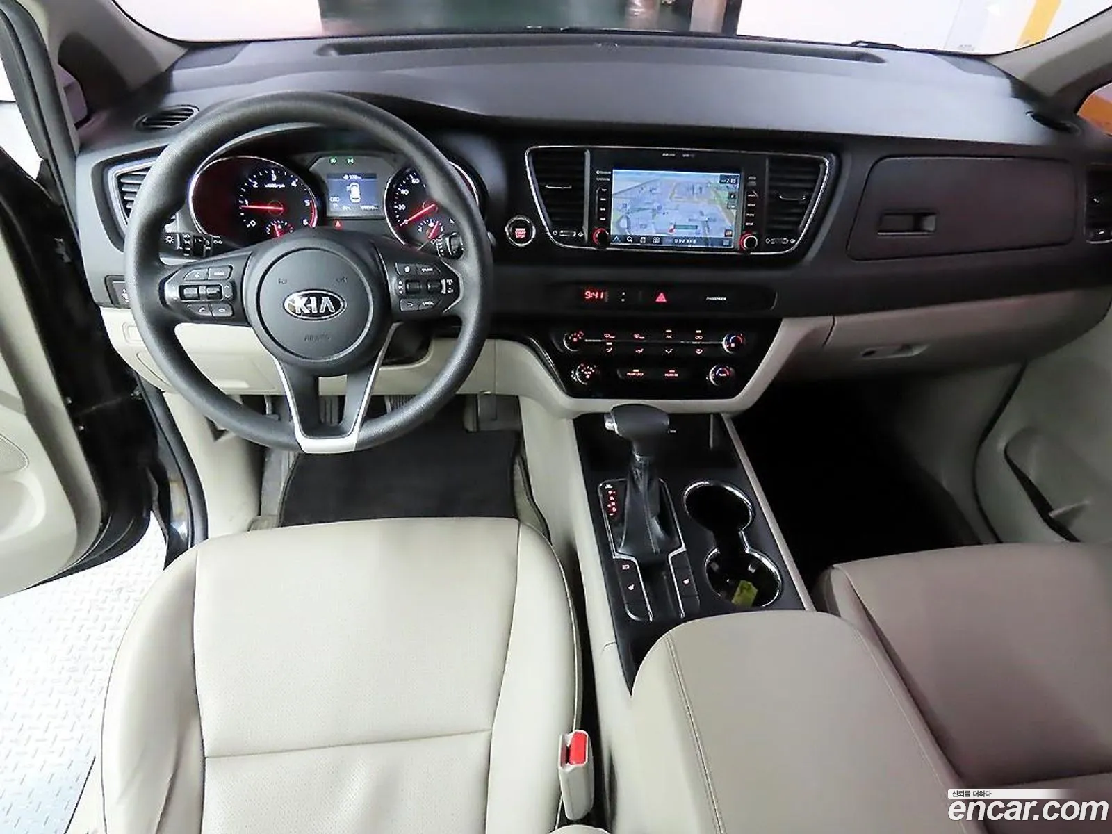 Kia Carnival 2018 — 12