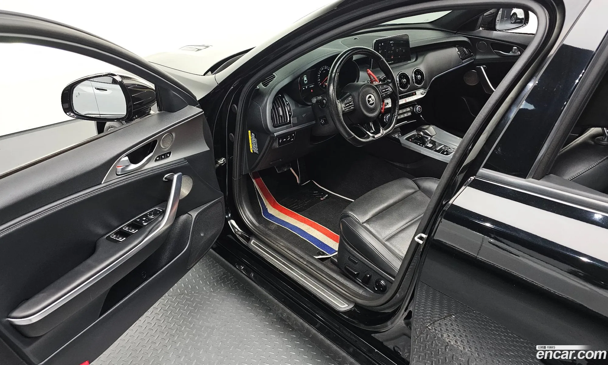 Kia Stinger 2018 KNAE751CDKS054300 — 15