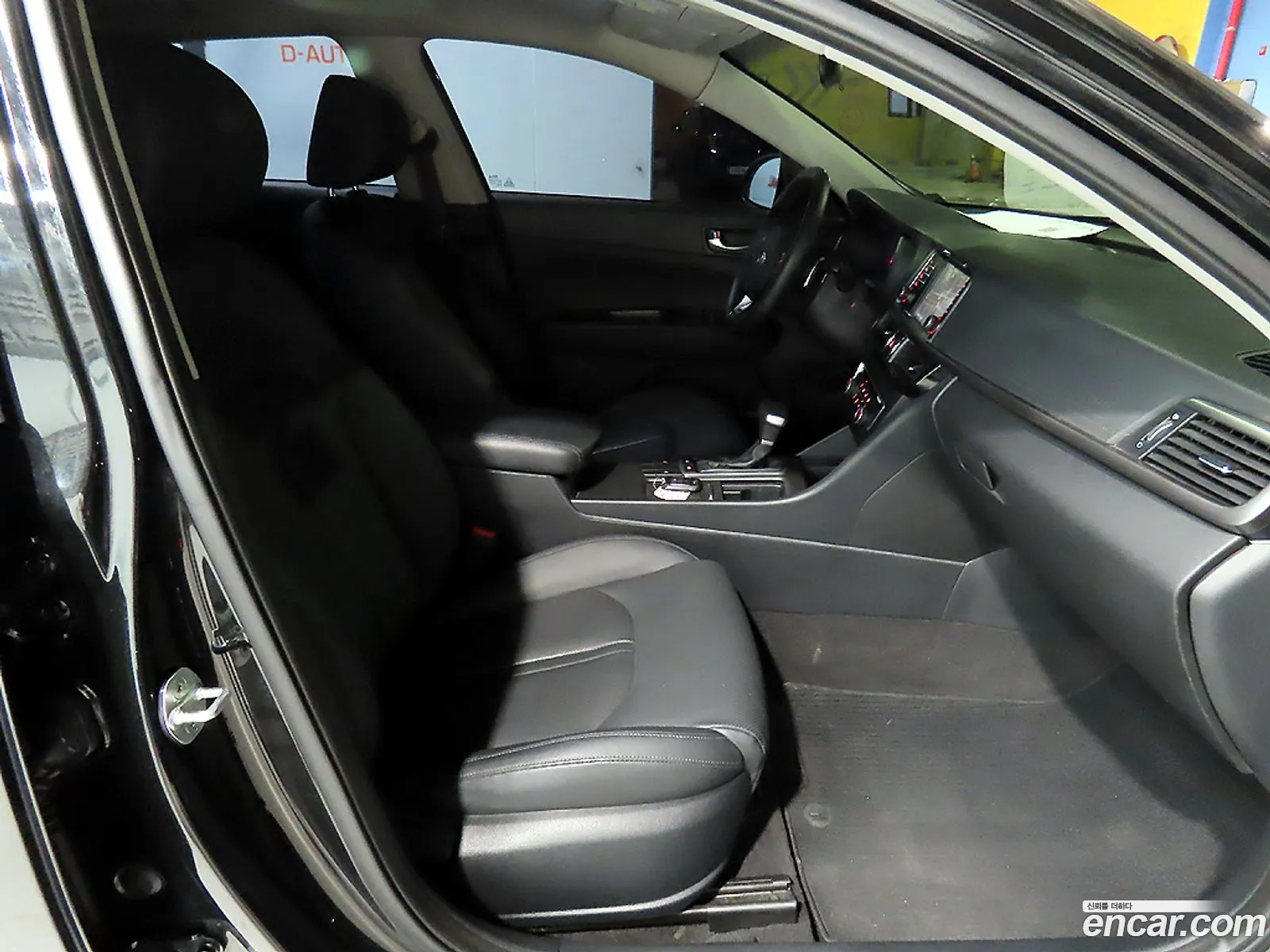 Kia K5 2017 — 16
